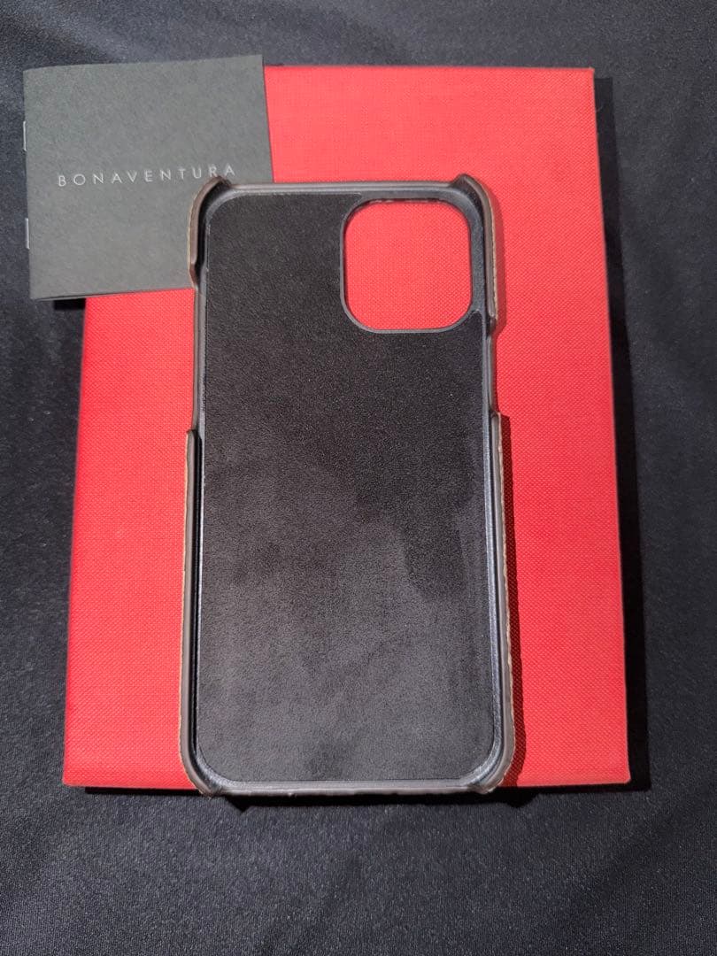 BONAVENTURA iPhone12 ProMax エンボスクロコレザー