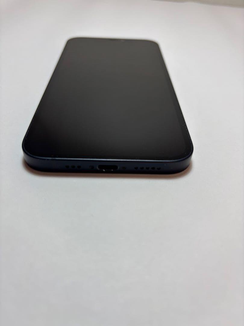 Apple iPhone 12 ブラック 本体　64GB