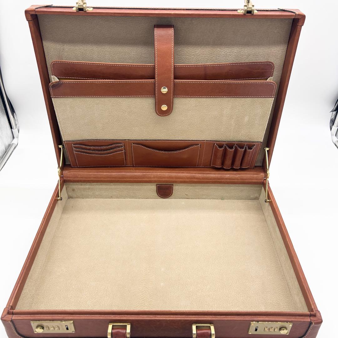 C156 良品 イタリア製 i Santi 本革 アタッシュケース 茶 金具