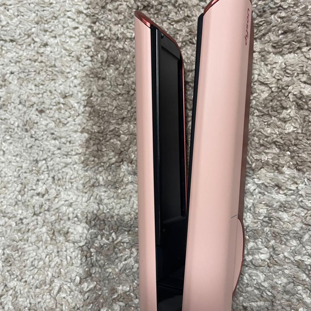 全国送料無料✨ダイソン✨ ヘアストレイトナー　HT01