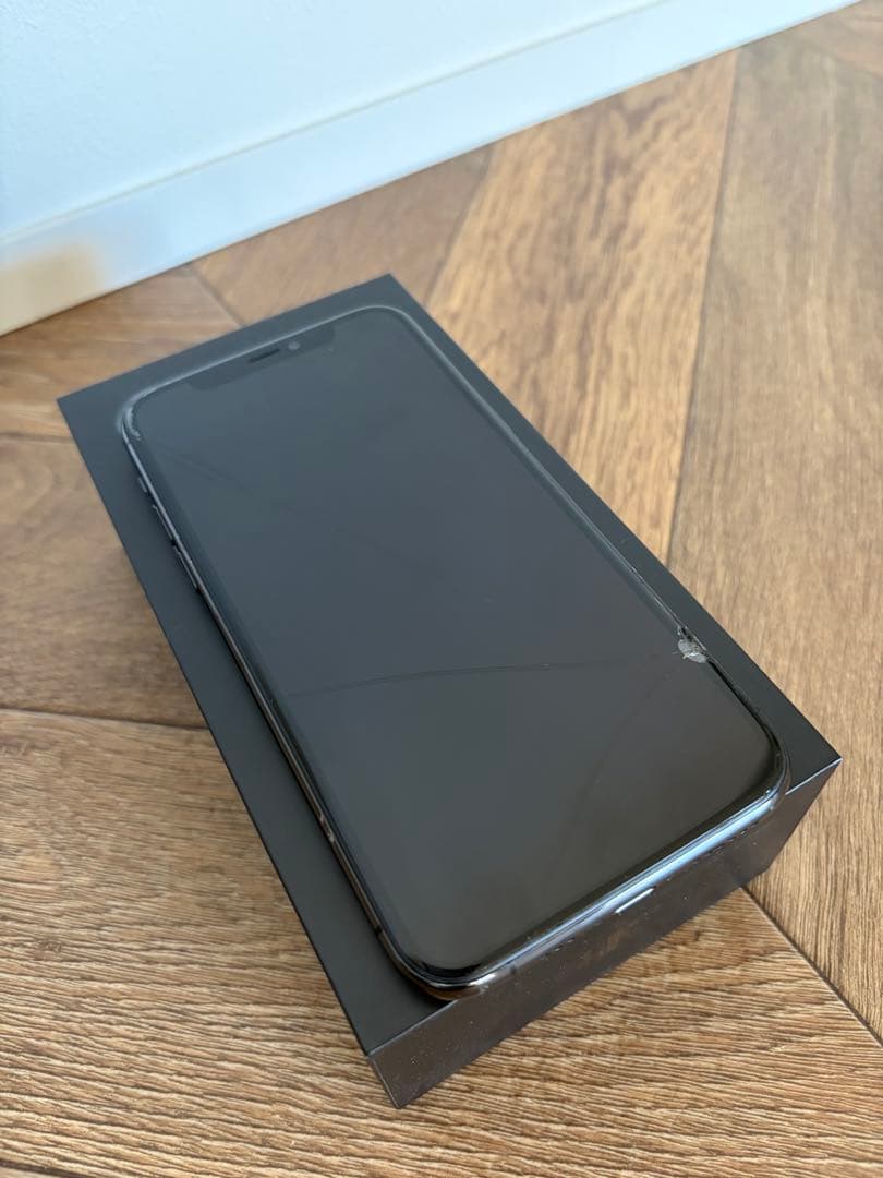 Apple iPhone 11 Pro スペースグレー 本体　256GB