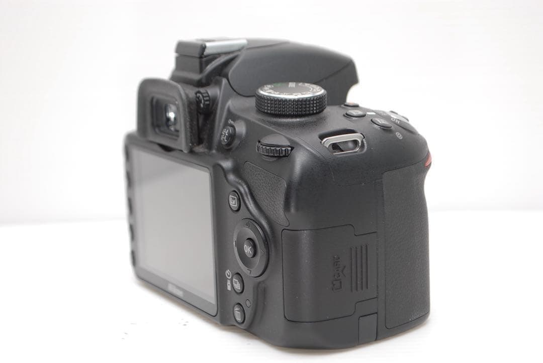 ❤️ショット数2785回❤️Nikon D3200 シングルレンズセット 美品