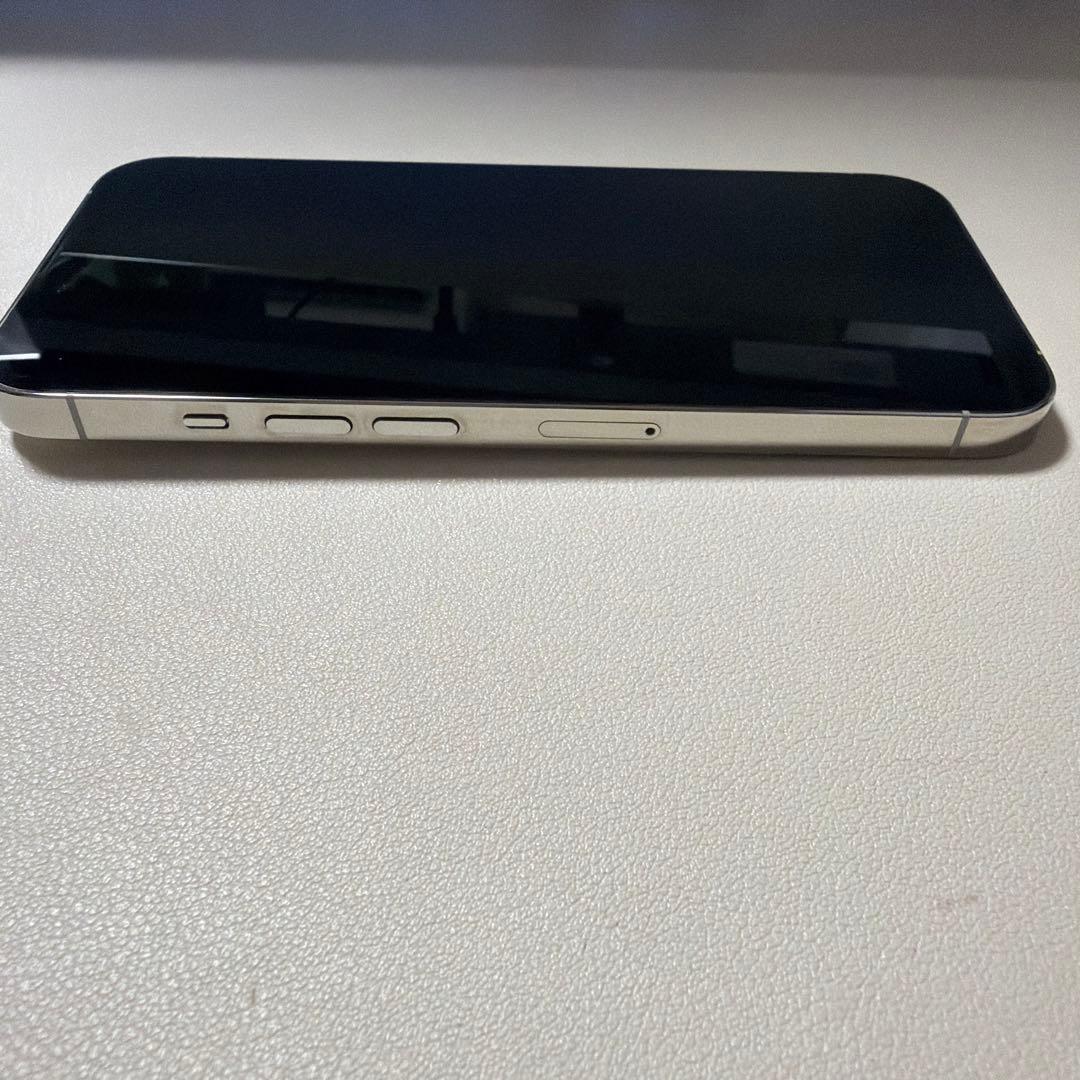 カ*ン様 Apple iPhone 13 Pro シルバー　256gb