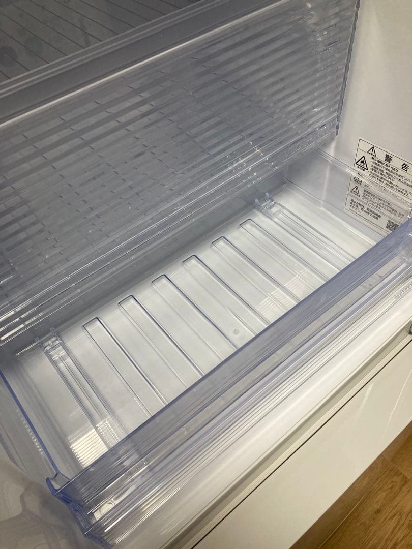 SHARP製 冷蔵庫 (280L 右開き ホワイト) 【一人暮らし 二人暮らし】