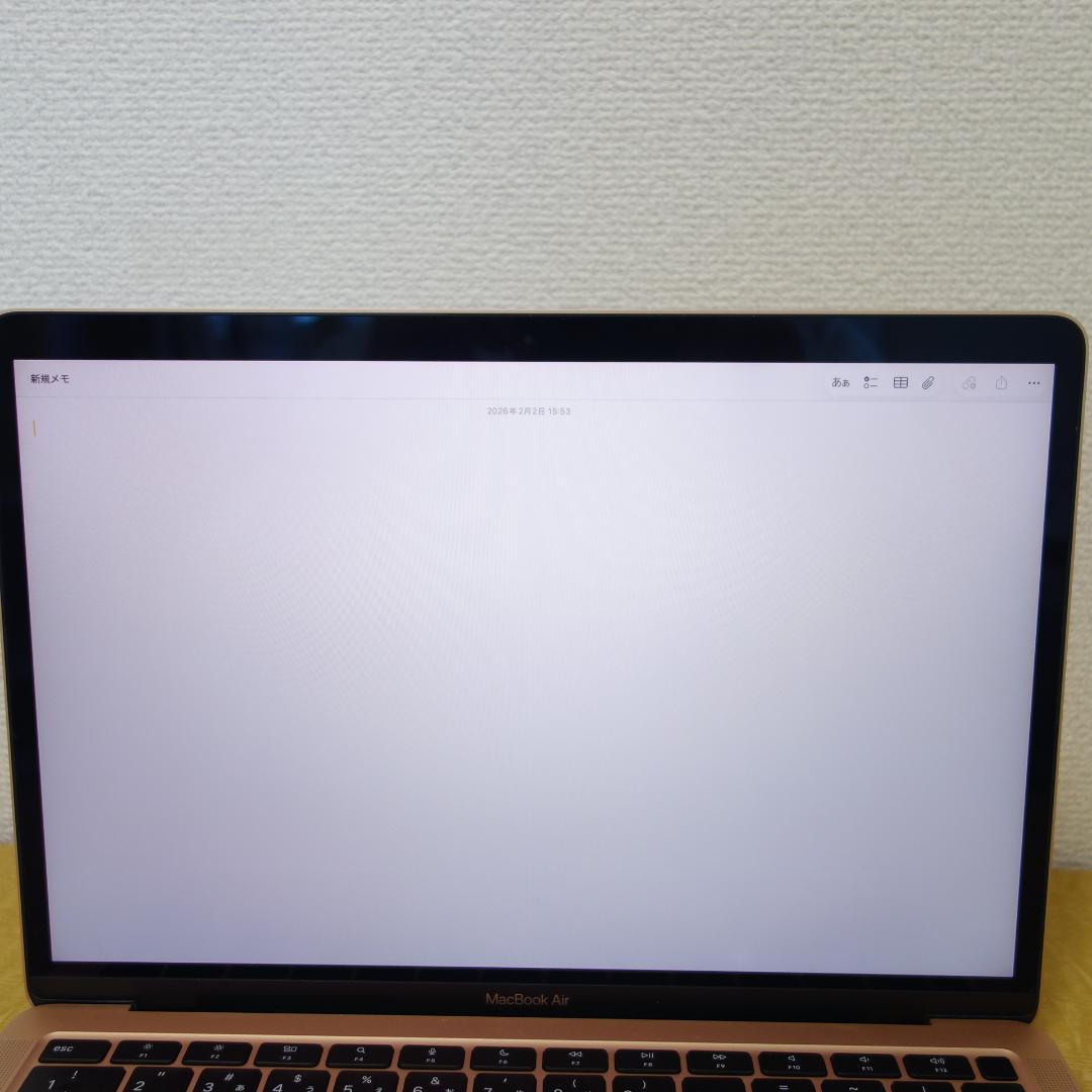 310）MacBook Air 2020 Apple　M1/8GB/SS256G