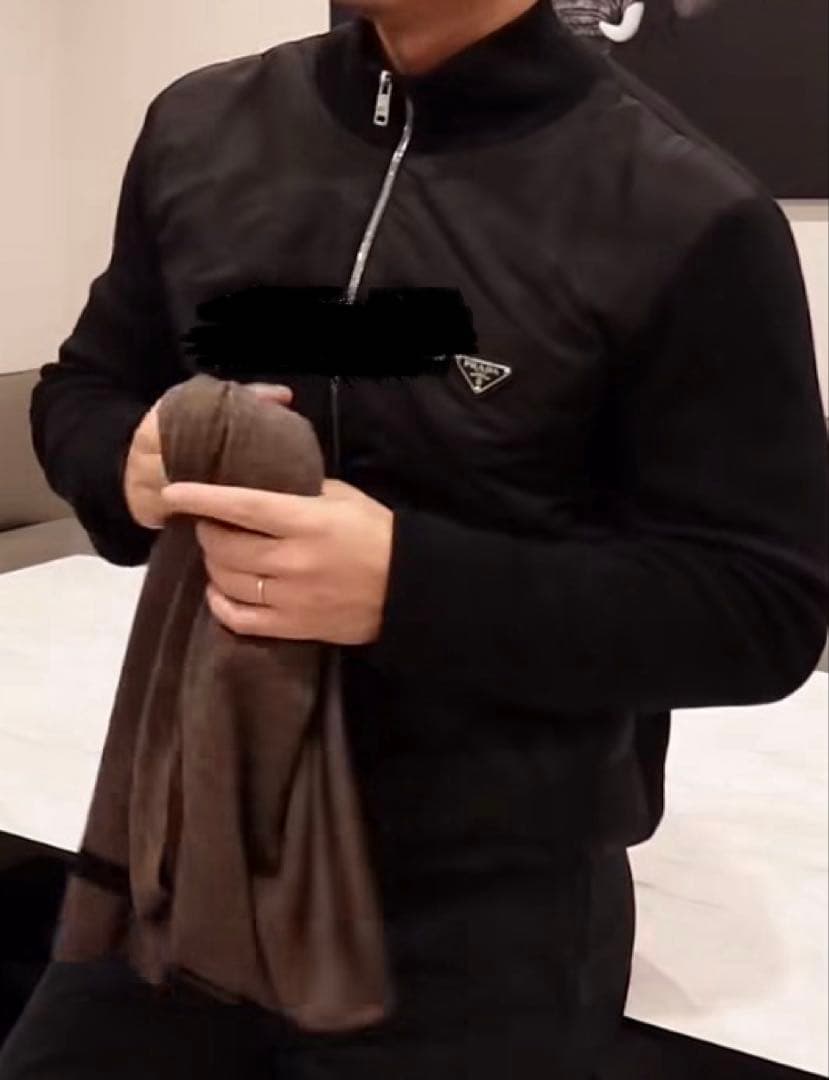 PRADA 46 ナイロン　ニットジャケット　Ｍ　黒