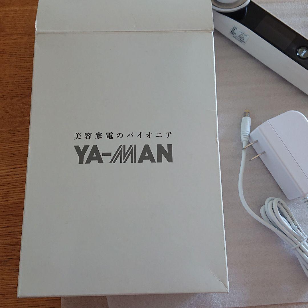 ヤーマン美顔器      YA−MAN HRF-1