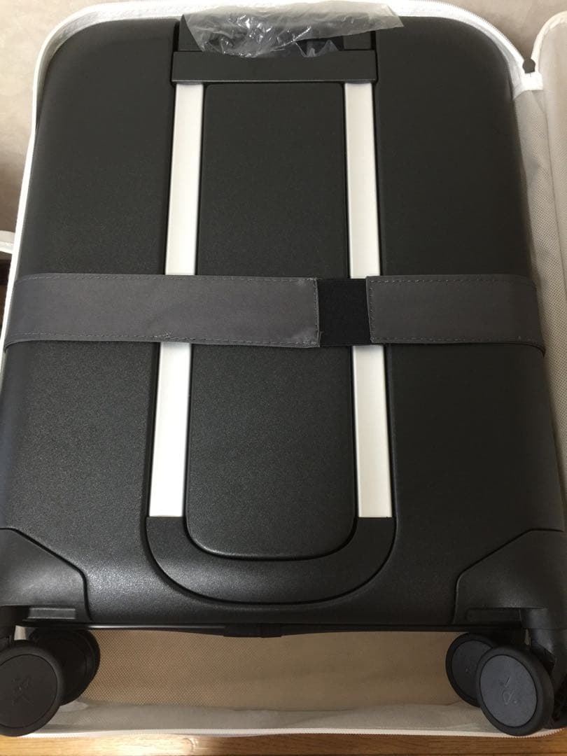 NISMO Rollink FLEXスーツケース 39L