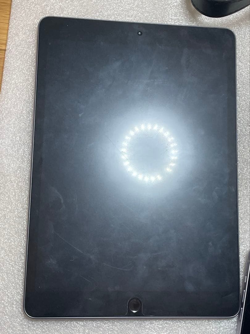 iPad 第7世代 128GB Wi-Fiモデル スペースグレイ 75%