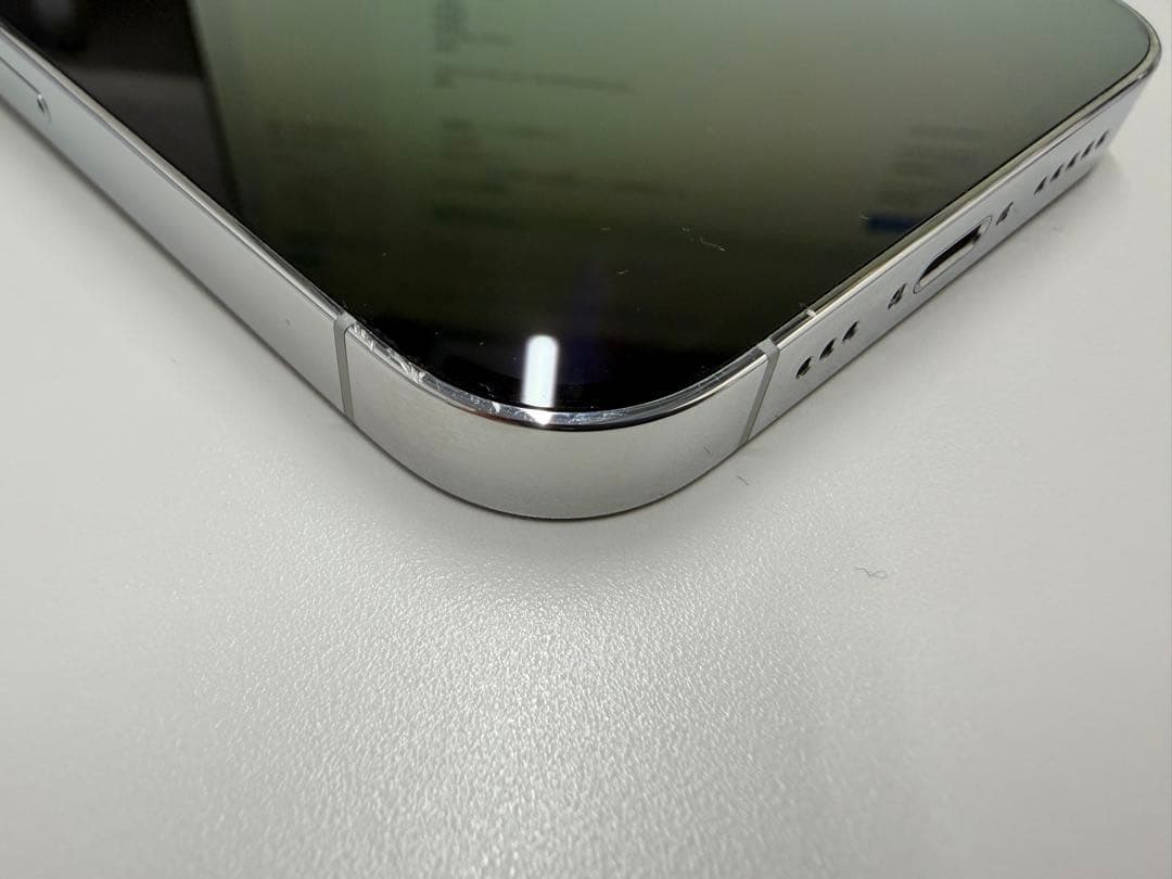 【おすん】Apple iPhone 14 Pro シルバー 本体