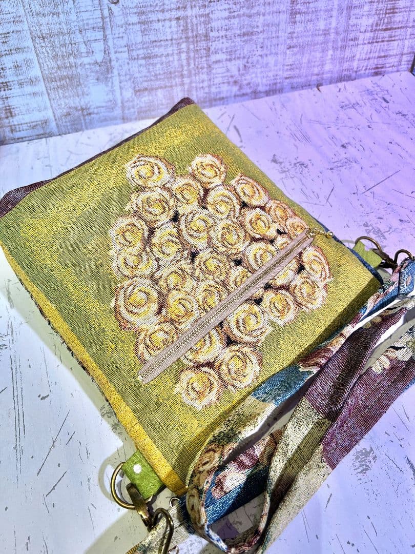 j*a様 オランダゴブラン♡刺繍のショルダーバッグ♡猫ちゃん♡