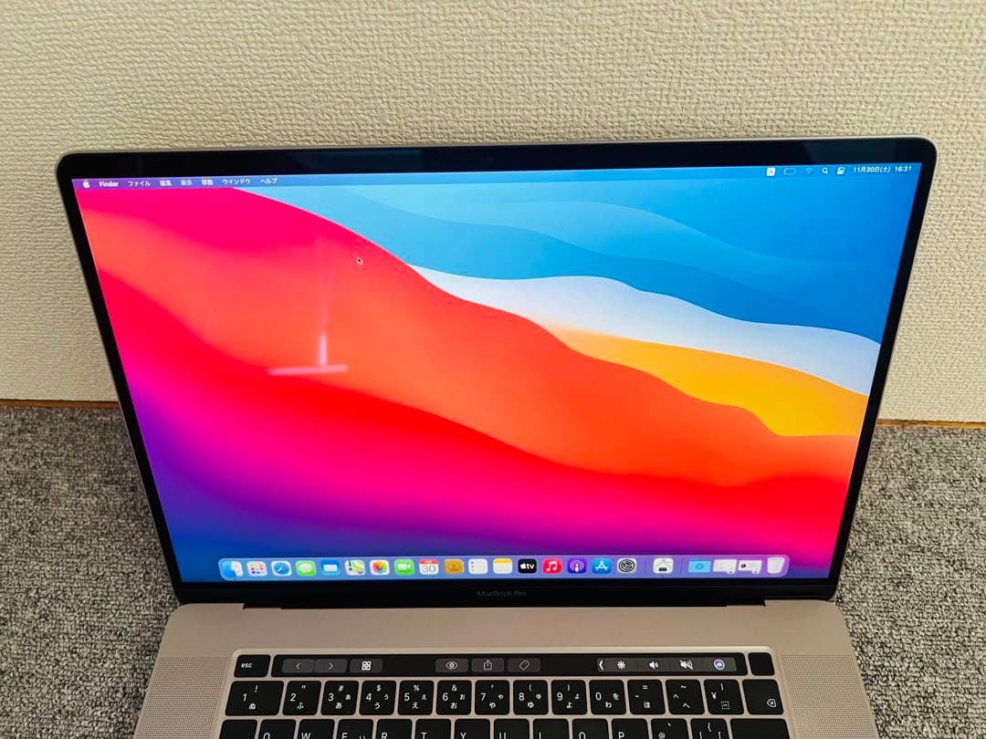 Macbook Pro 2019 16インチ i9-64gb-1TB