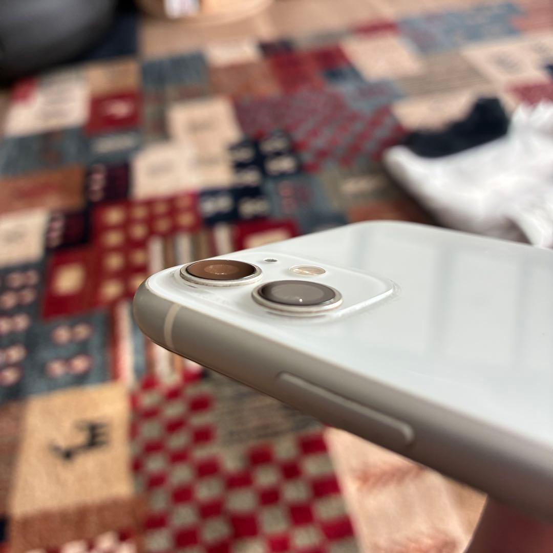 ◾️iPhone11 64GB ホワイト　状態悪め