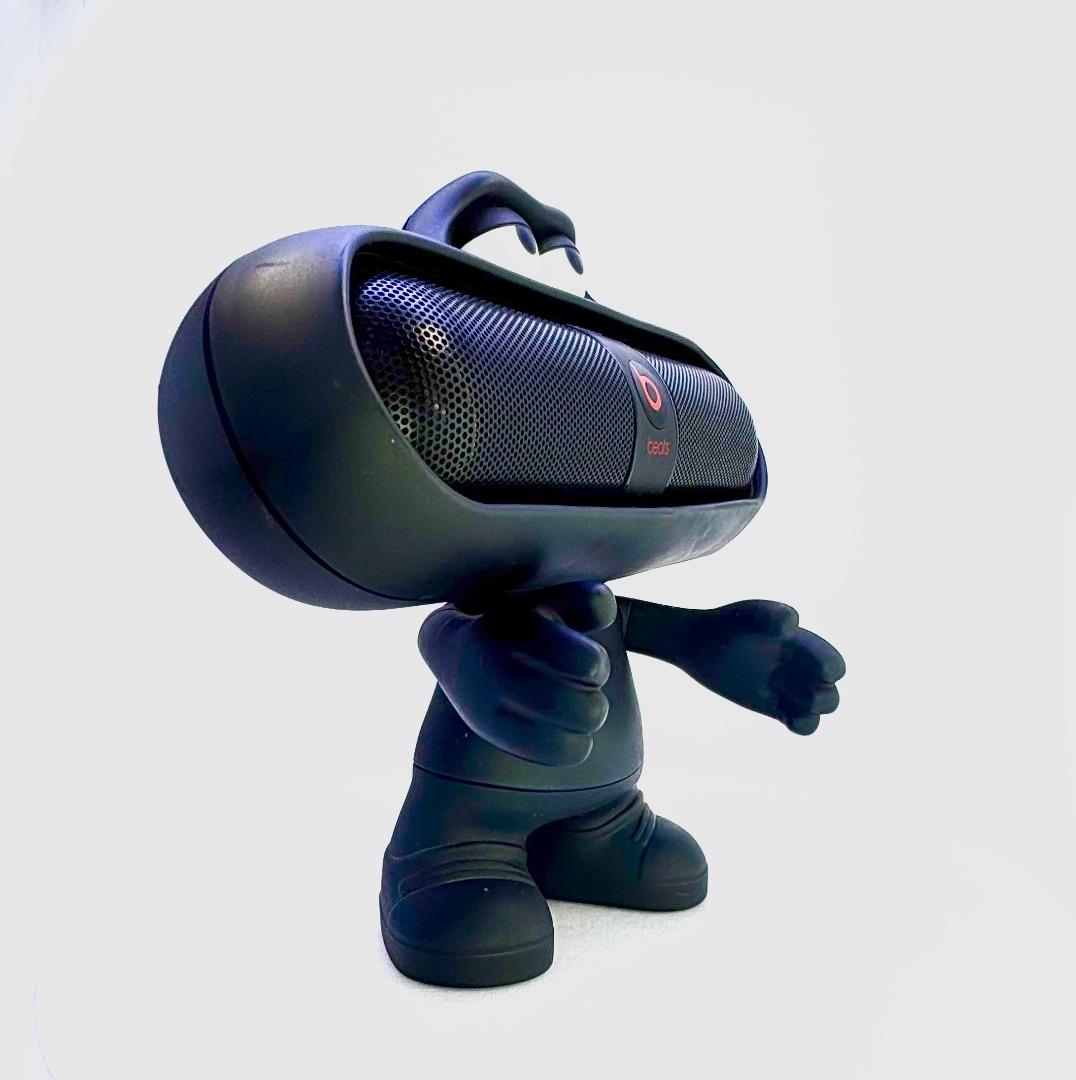 スピーカー・ウーファー Beats Pill 2.0 Bluetooth Speaker + Stand