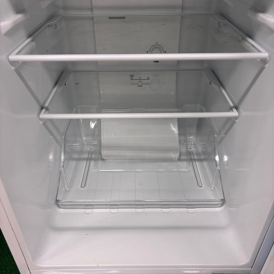 629 関東　格安　半年保証　冷蔵庫　小型　一人暮らし　200L弱 洗濯機も有り