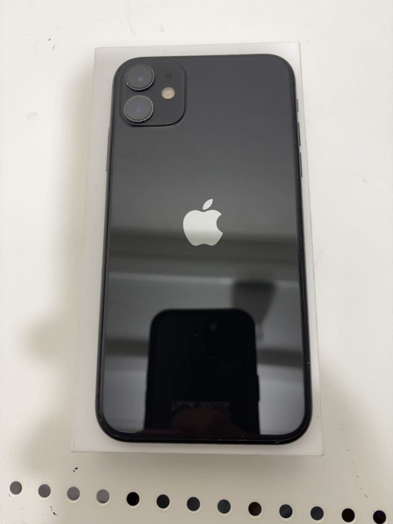 早い者勝ち　[SIMフリー]Apple iPhone 11 128GB