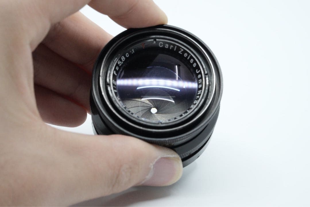 ブラック 初期型 Carl Zeiss Biotar 58mm f2 M42