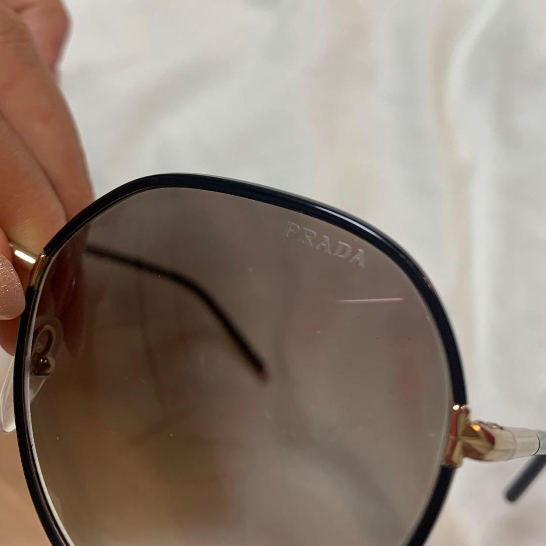 【期間限定10/5まで】PRADA オーバル型サングラス グラデーションレンズ