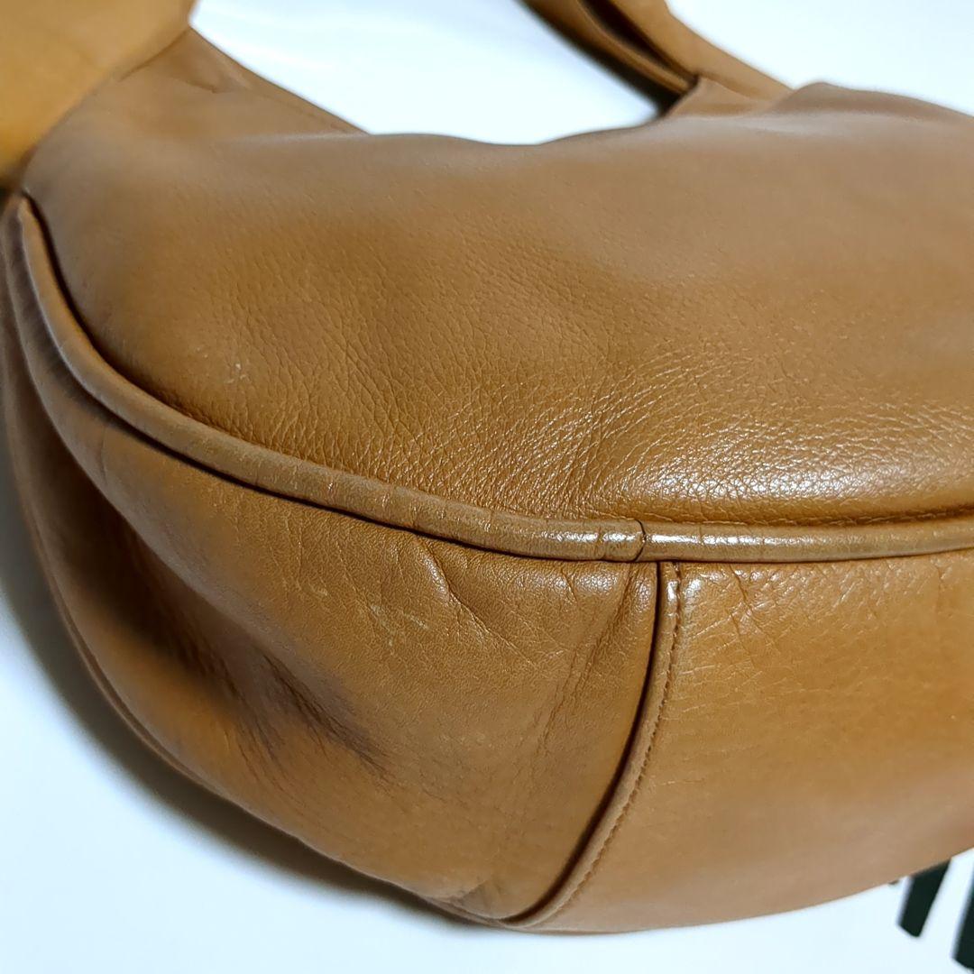 ✨ヴィヴィアンウエストウッド✨ホーボー ビッグオーブ ハンドバッグ タッセル