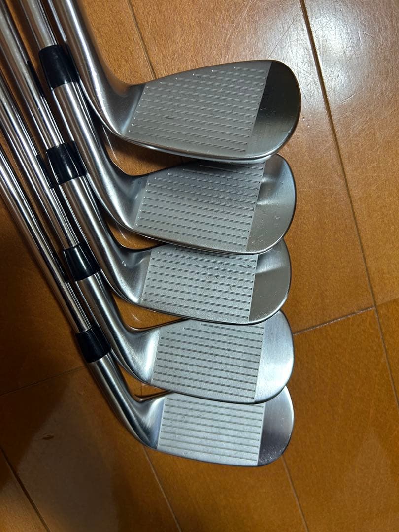 レフティー用　タイトリストT100(2023) 5-9アイアンセット