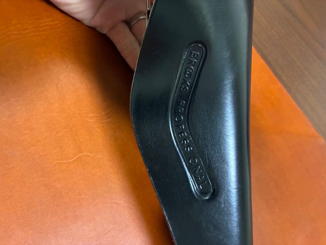 K 廃盤美品　BROOKS TEAM PRO CLASSIC 黒