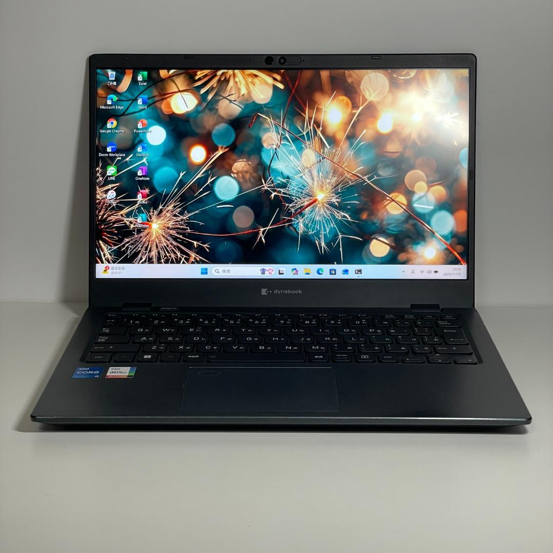 美品 第12世代 dynabook G83 KW 2023年製 i5 16GB