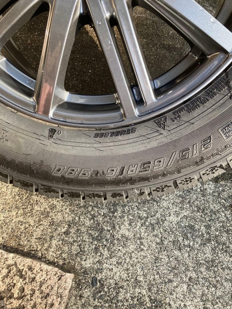 スタッドレスタイヤ215/65R16 タイヤ・ホイールセット 4本