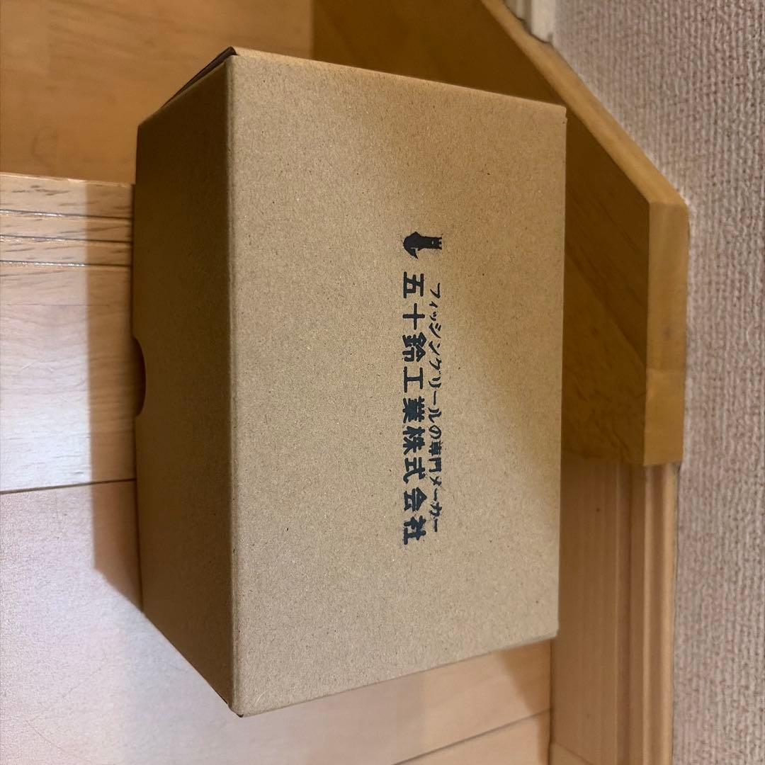 五十鈴工業 DD310SSS Black/Gold ISUZU ダイレクトリール