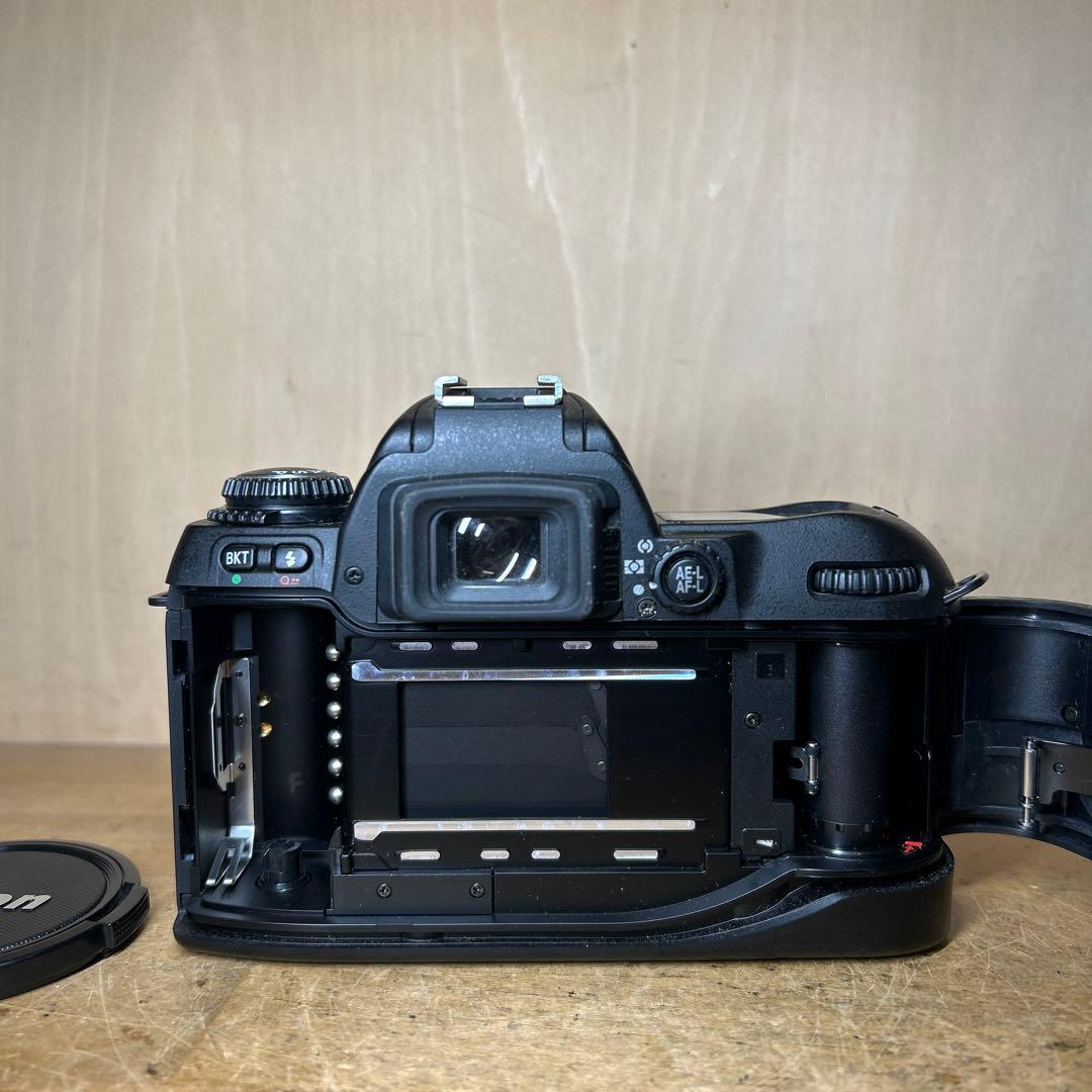 Nikon F80 ボディー 完動極美品