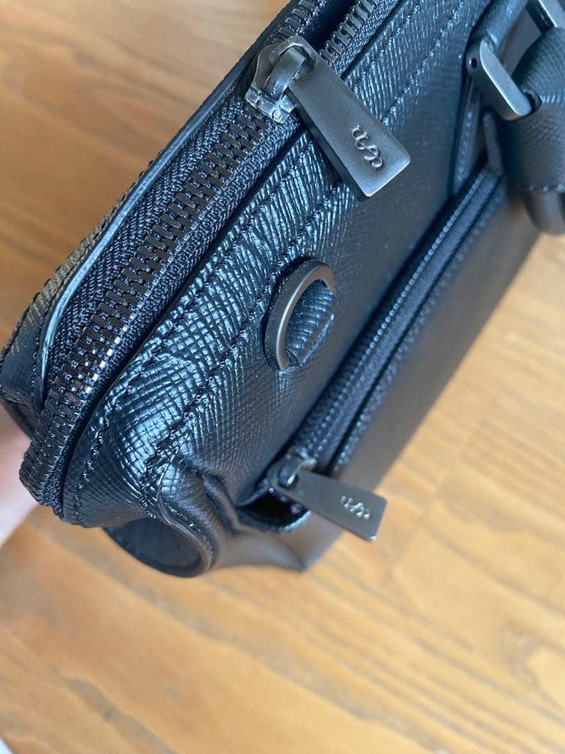 セラピアン　レザー　ブリーフ　ビジネスバッグ　オールブラック　黒　サフィアーノ