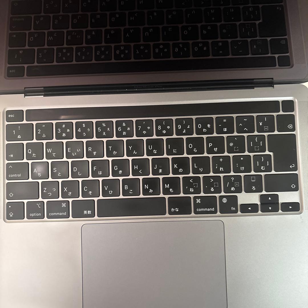 【極美品/16GBMacBook Pro M1 13インチ256GB シルバー
