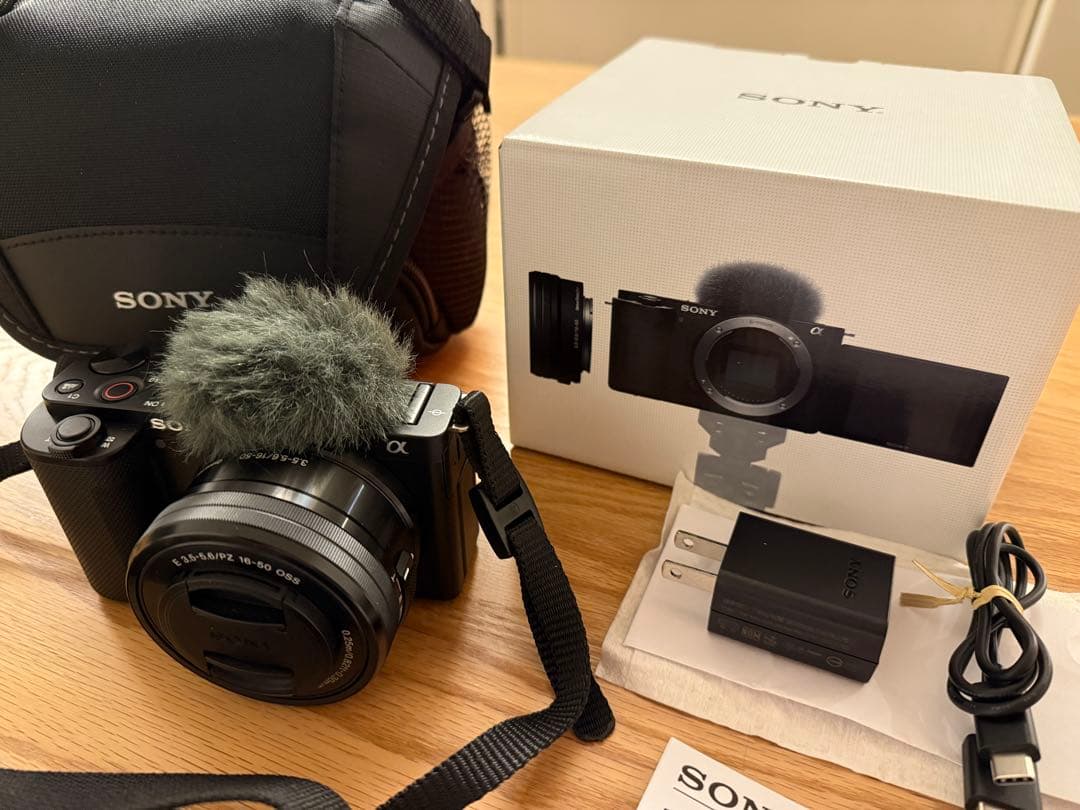 SONY ZV-E10パワーズームレンズキット ブラック