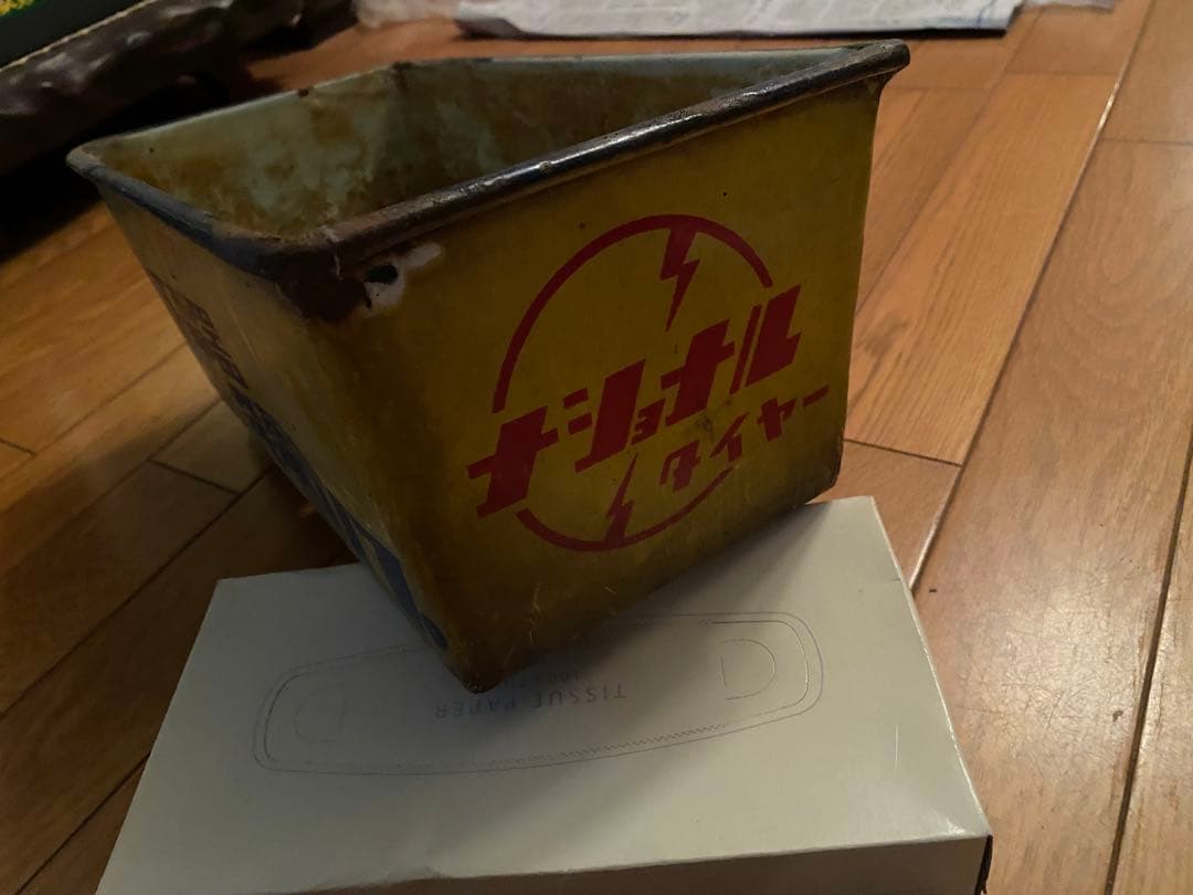 ナショナル　タイヤ　松下電器　ボックス　箱　缶　カンカン　容器　ホーロー　ランプ