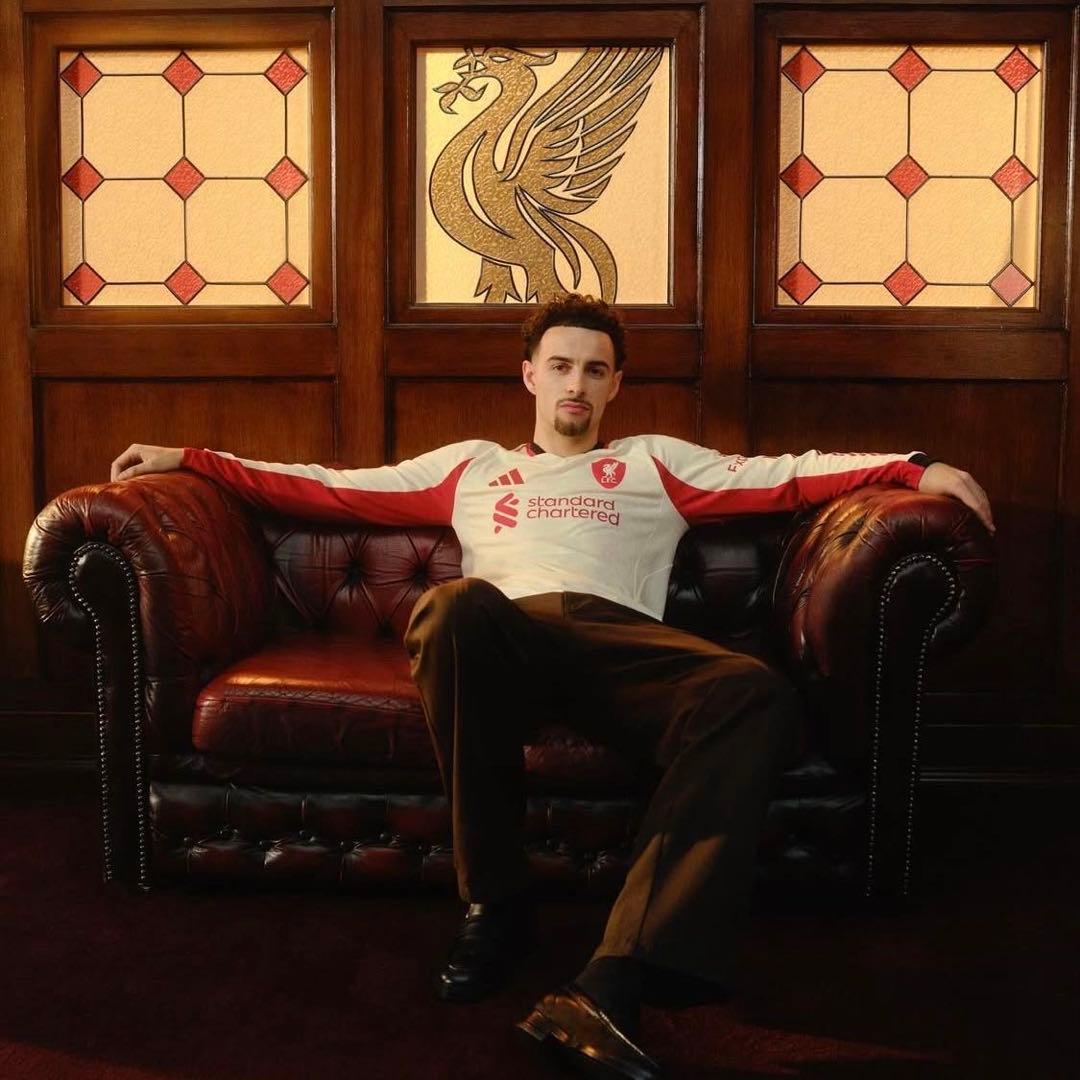 リヴァプール　2025 アウェイユニフォーム　L