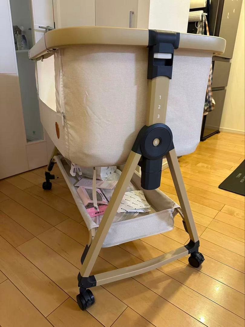 ベビーベット　折りたたみ　添い寝ベット　揺りかごに変身可能　新生児0か月〜