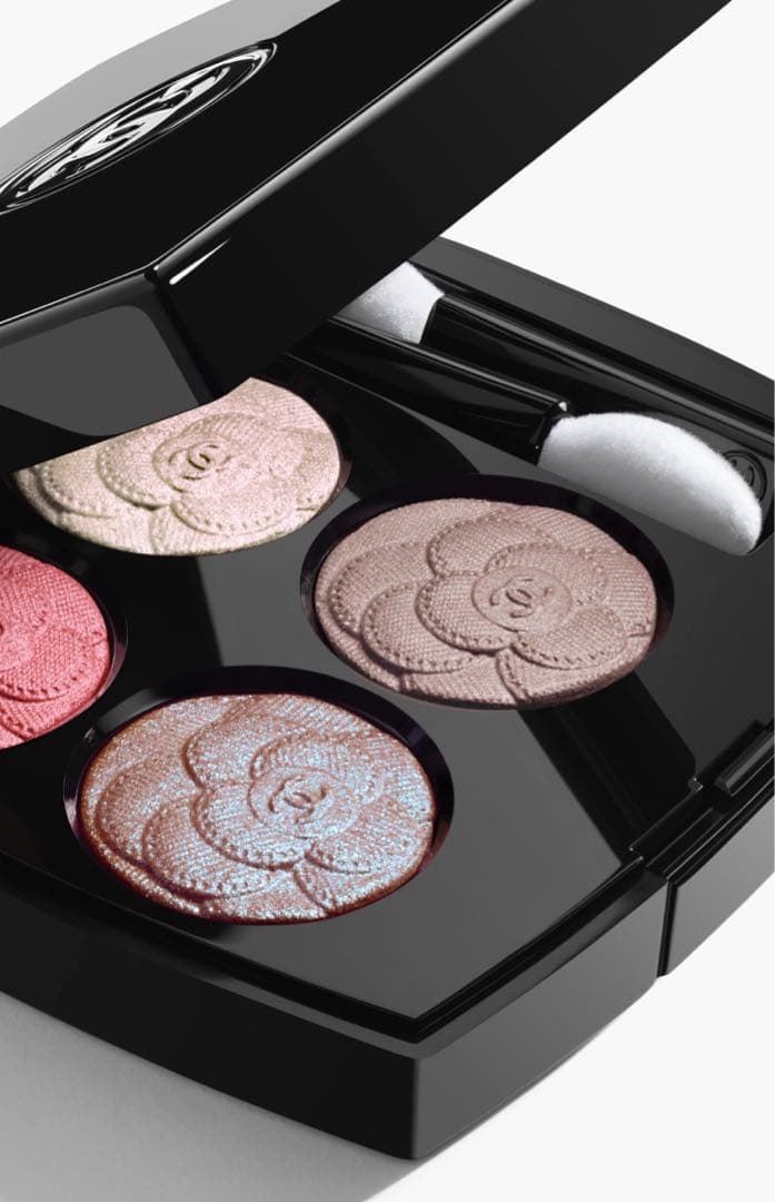 数量限定新品未使用CHANELレキャトルオンブル 387ユートピア アイシャドウ