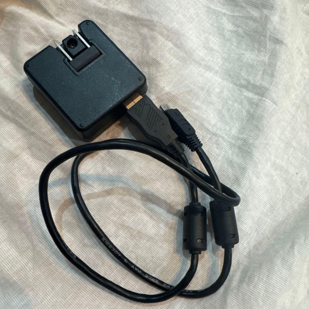 OLYMPUS STYLUS SH-1 SDHCカード、正規品ストラップ付き