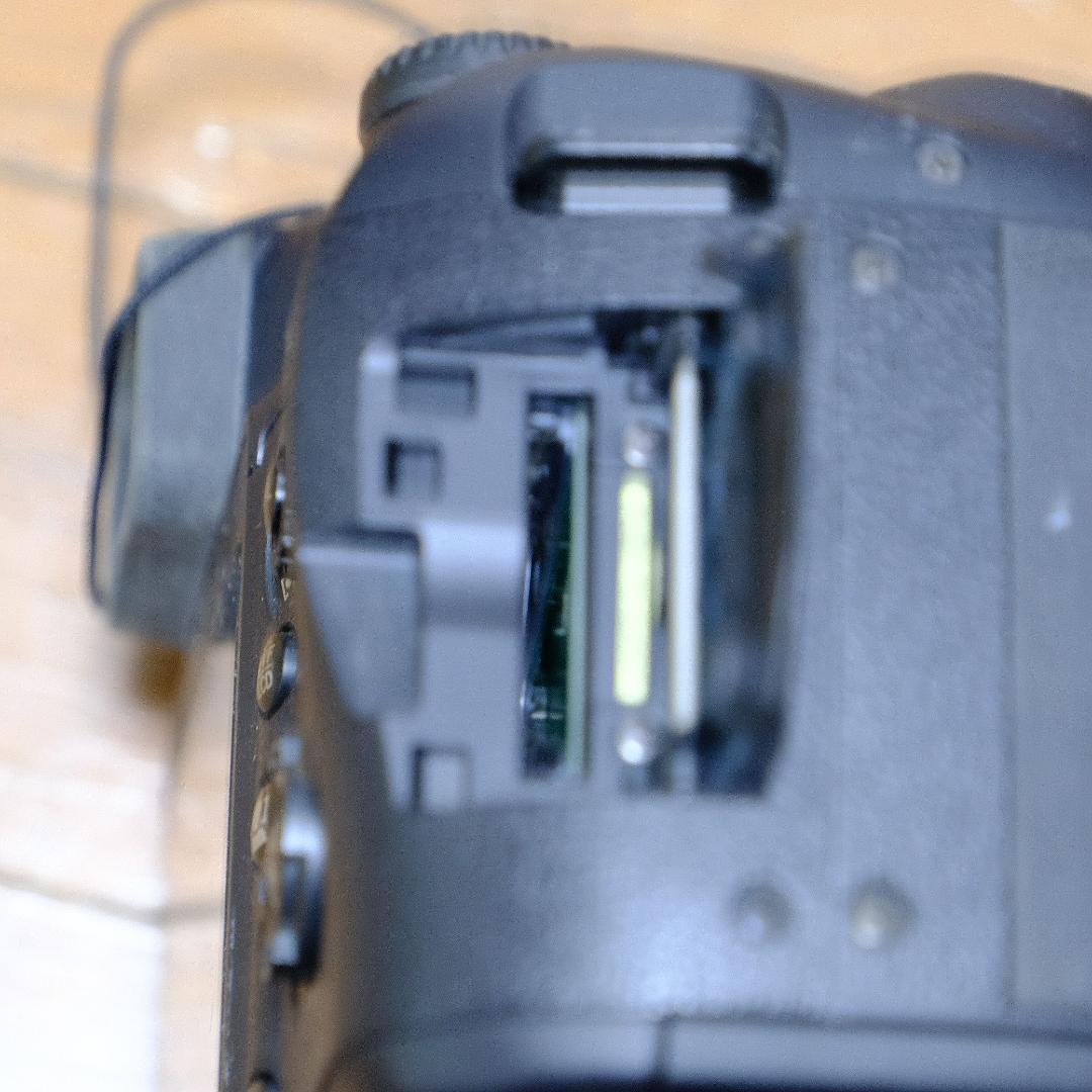 デジタルカメラ FUJIFILM FinePix S200EXR