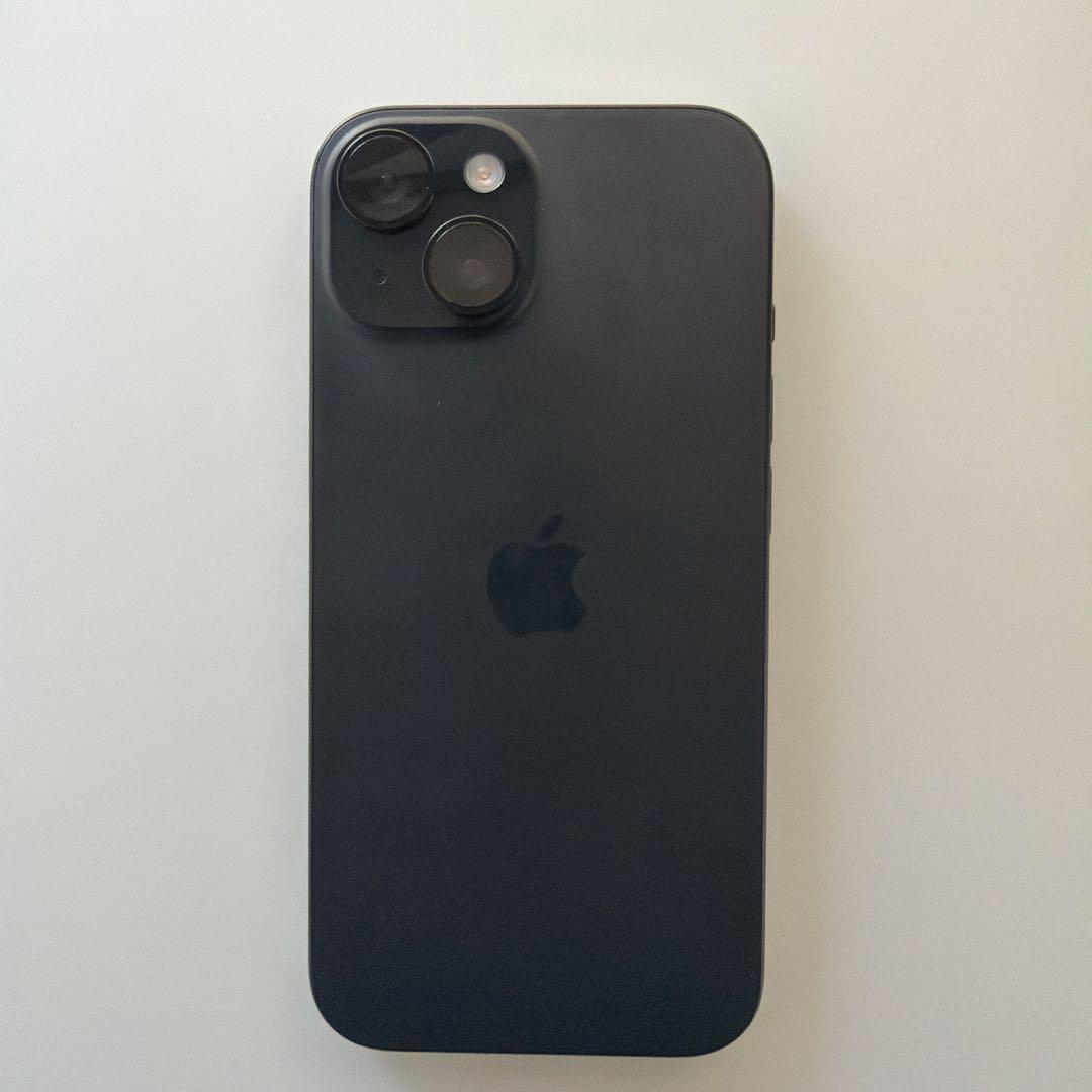 【中古美品】iPhone 15 128GB 黒 ブラック