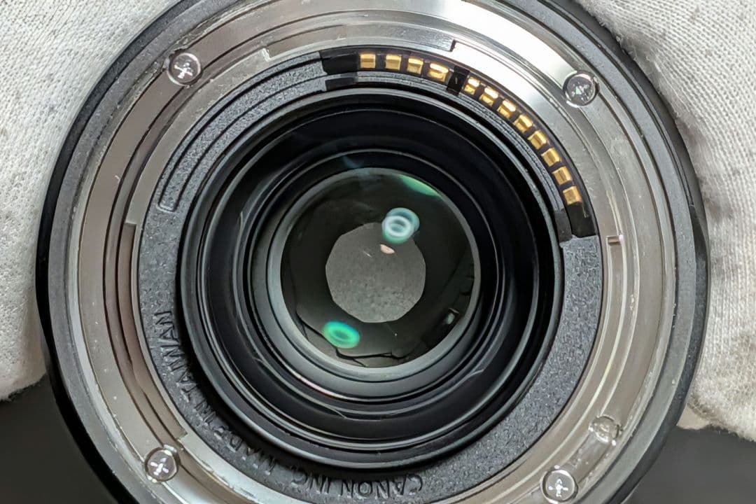 キヤノン RF 35mm f/1.8 Macro IS STM