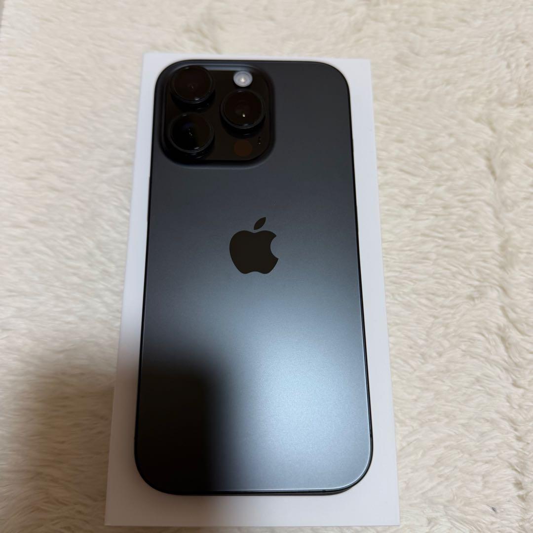 iPhone16Pro ブラックチタニウム