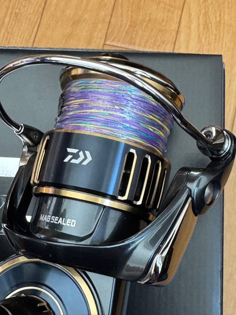 25ソルティガ 8000-H