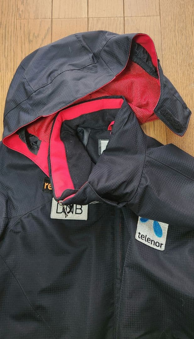 フェニックス　キッズ　スキーウェア　上下　　160サイズ　黒　赤ズボン未使用