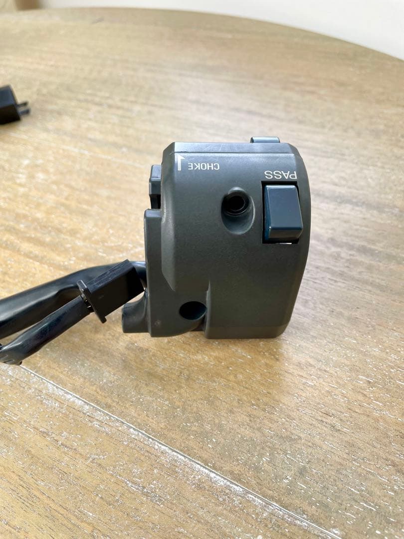 カワサキ ゼファー400用 純正左スイッチボックス