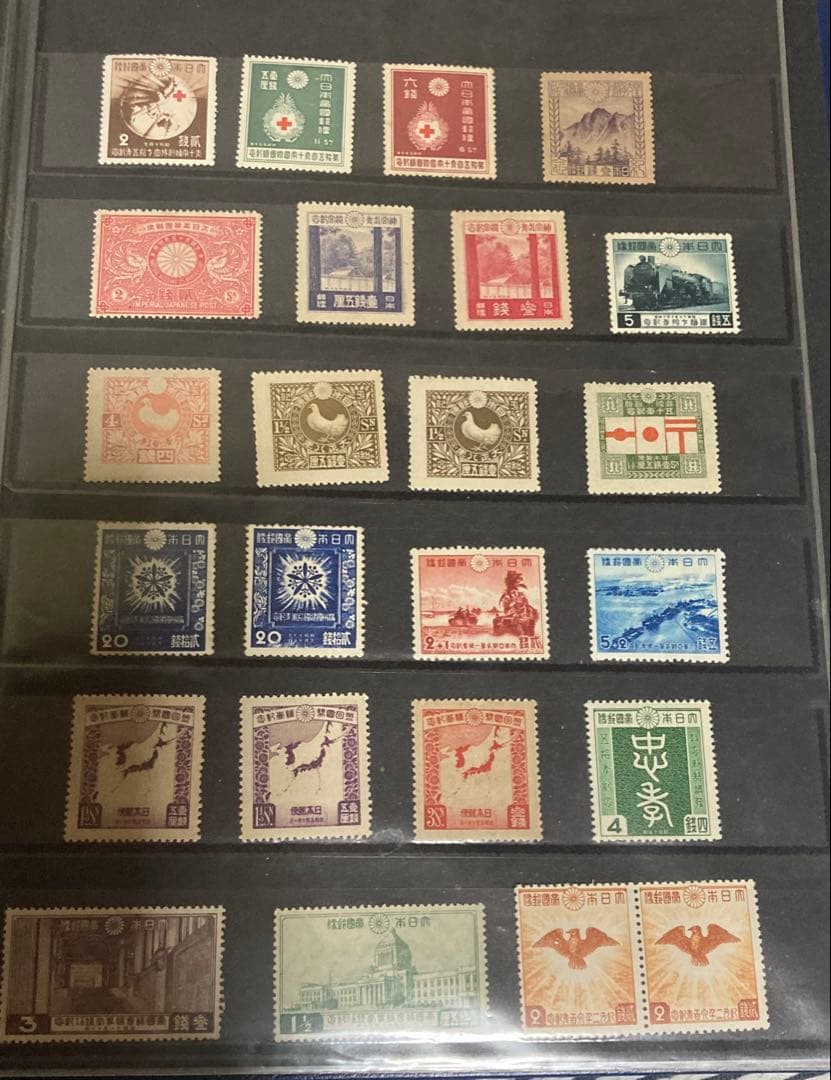 メ*オ様 銭単位！未使用　普通品から美品 ４００枚以上 ぎっしりアルバムごと