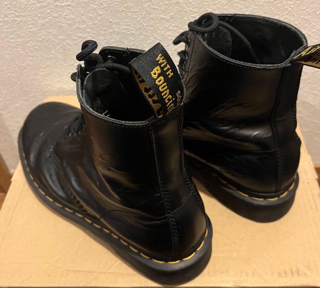 ドクターマーチン 1460 フレイムス 8ホールブーツ