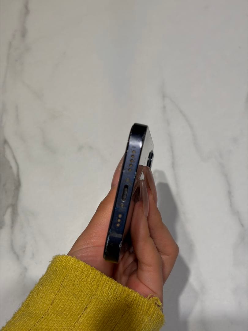 iPhone 12ブラック 本体　256gb ios16.6