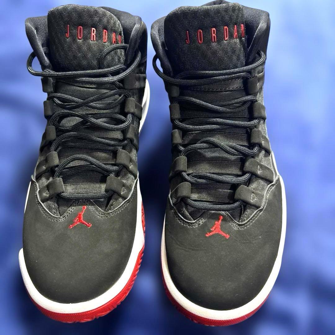 ナイキのジョーダン マックス オーラ (Jordan Max Aura)