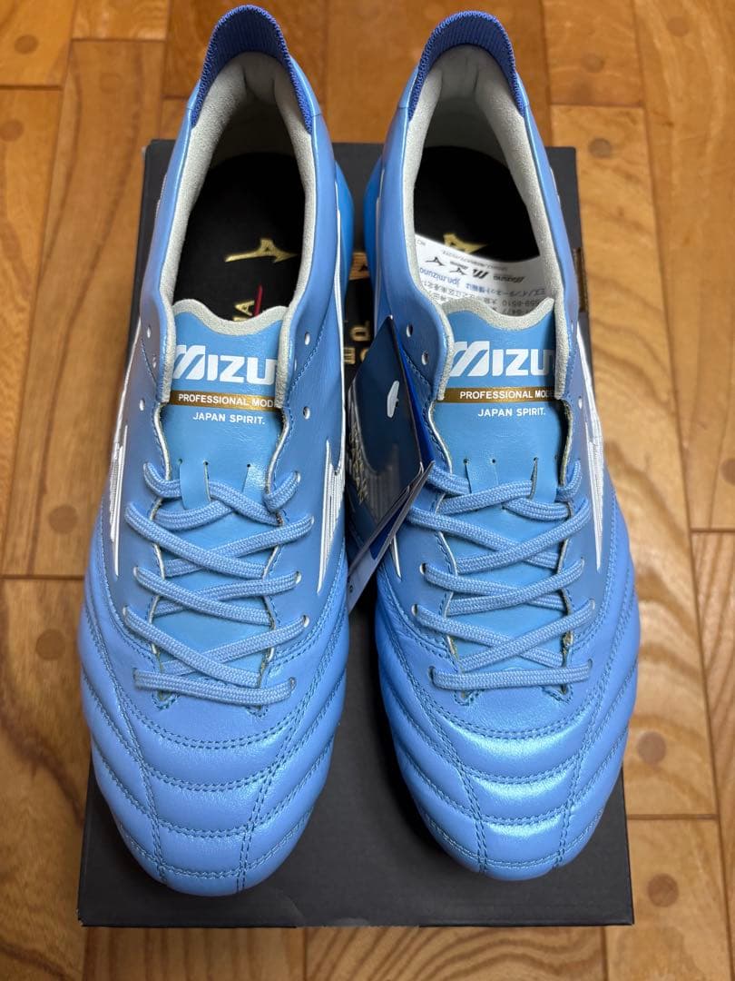 新品　超最新　限定カラー　ミズノ　モレリア ネオ4 JAPAN 25cm