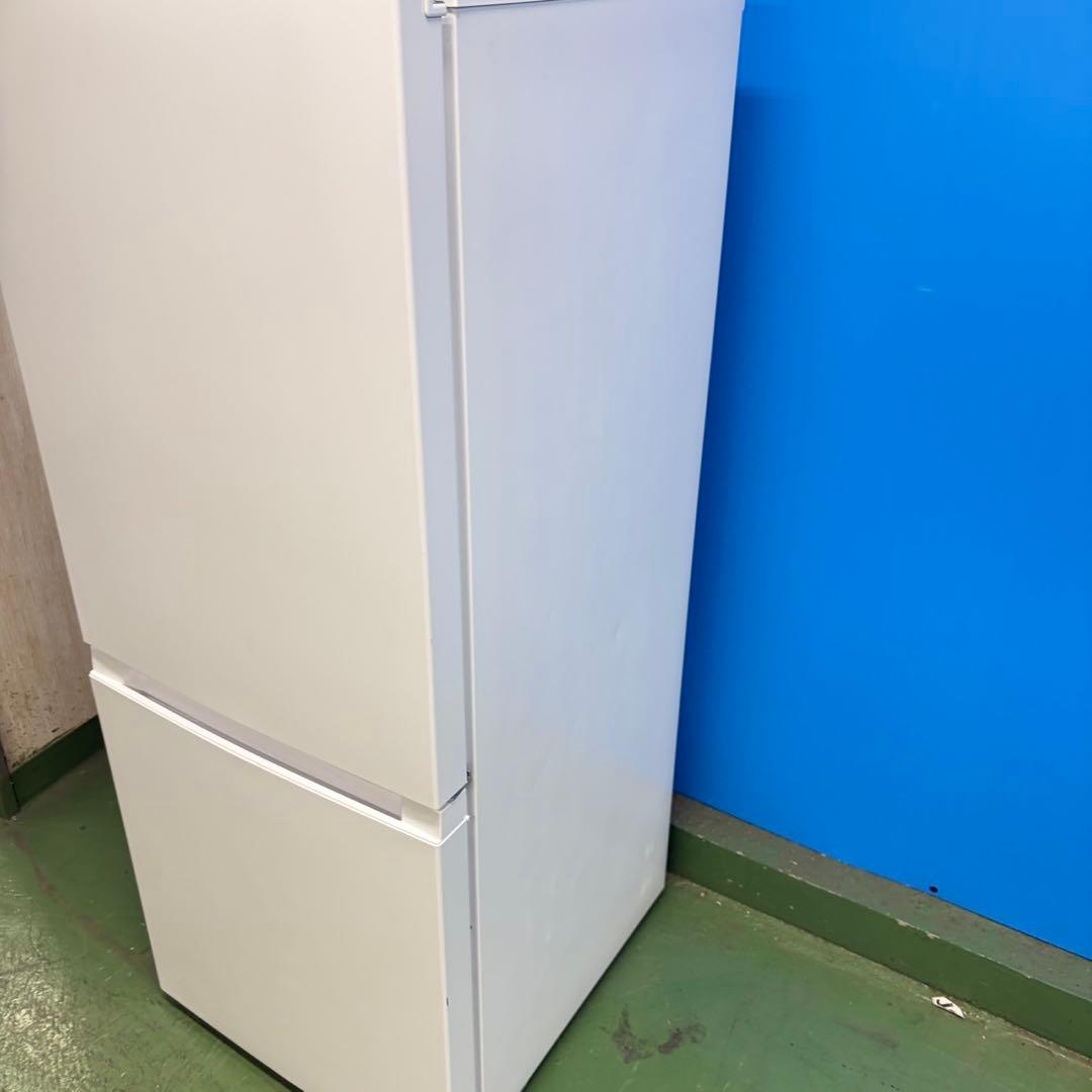 637 ホワイト　冷蔵庫　100L強　小型　右開き　2ドア　一人暮らし　東京発